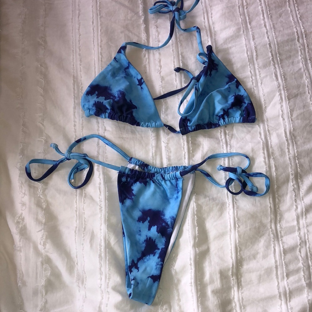 Blue Tie Dye string bikini size small